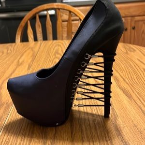 Blue and black heels size 7.5
